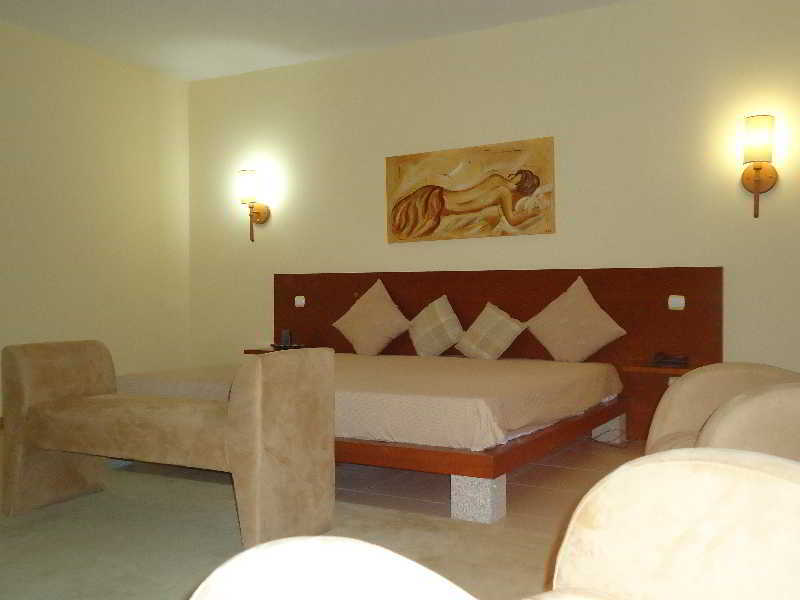 Hotel Pombeira Гуарда Екстериор снимка